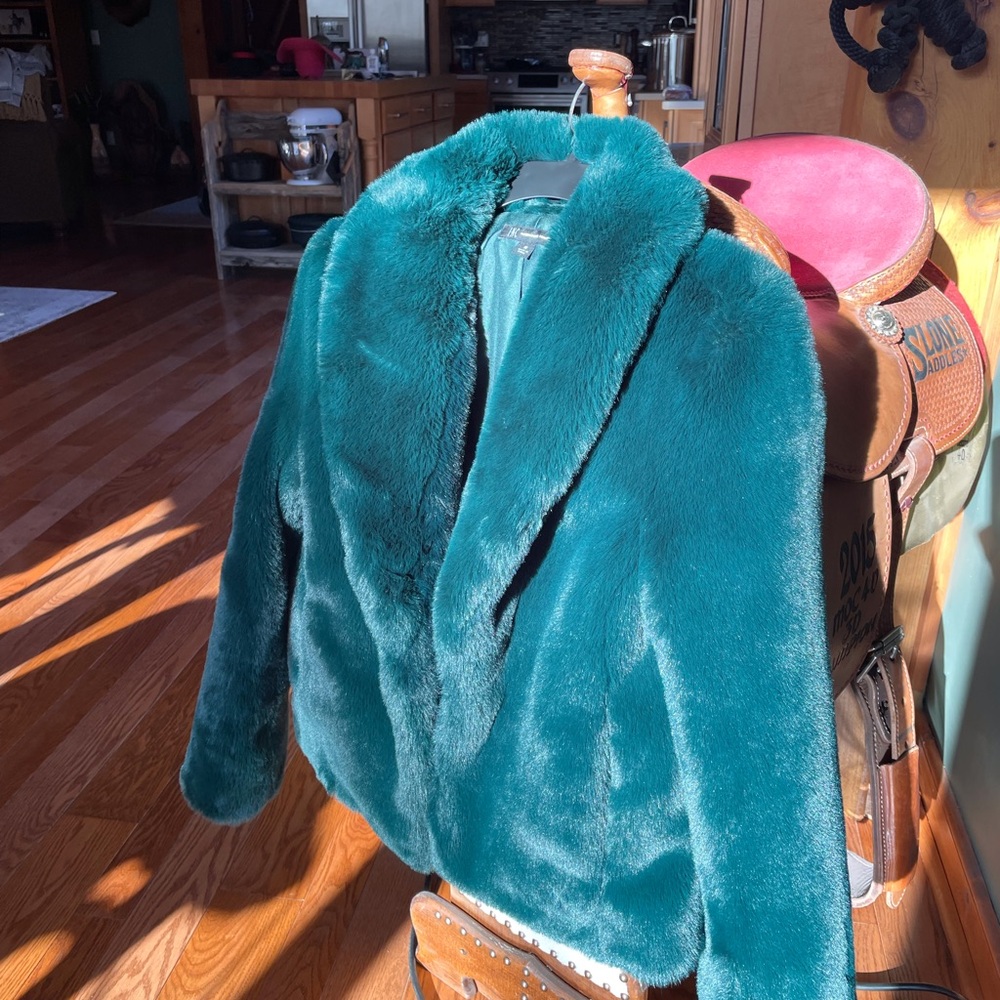 New without tags Green INC faux fur coat- never worn!